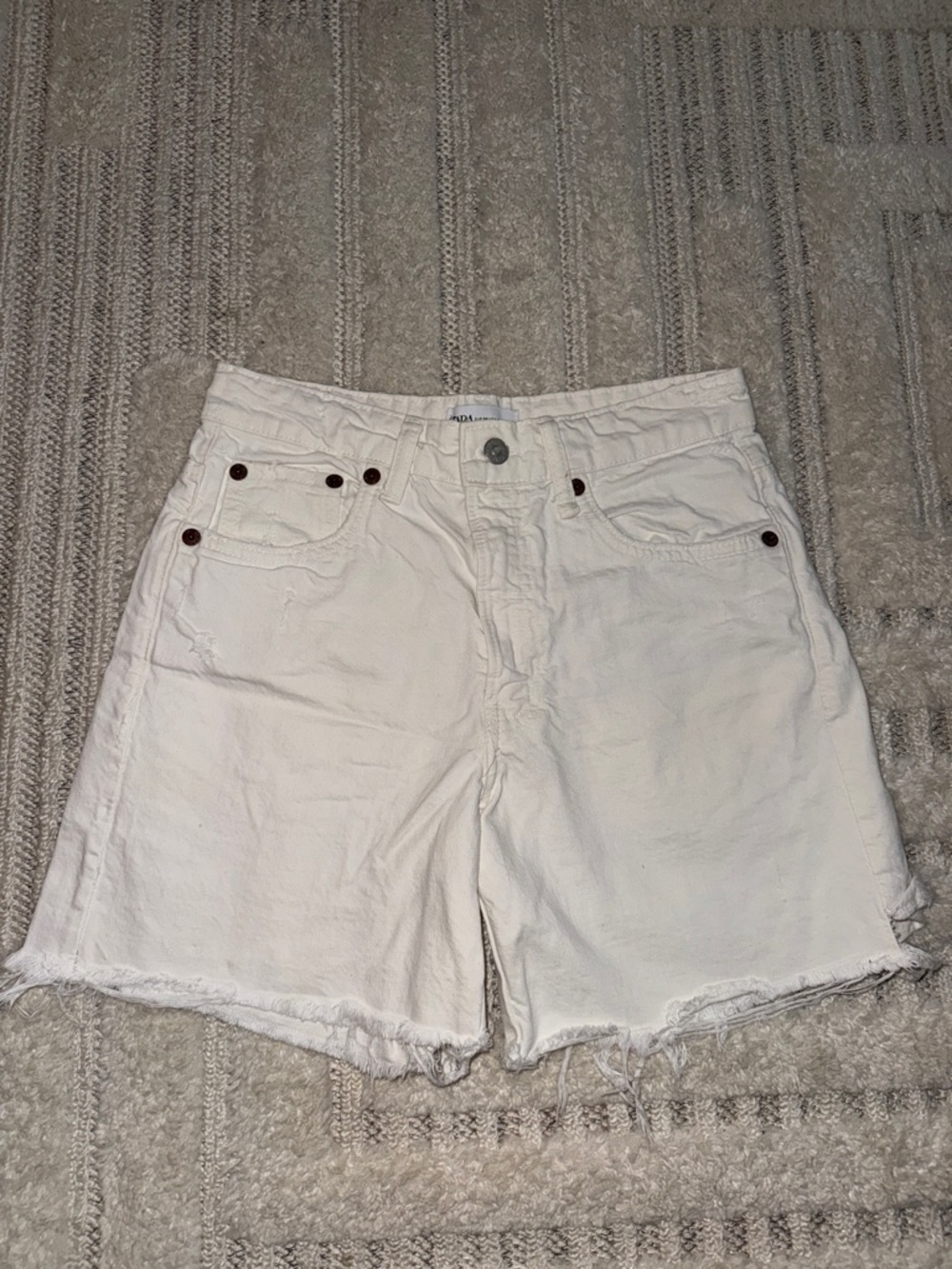 Zara Off-White Frayed Hem Denim Shorts